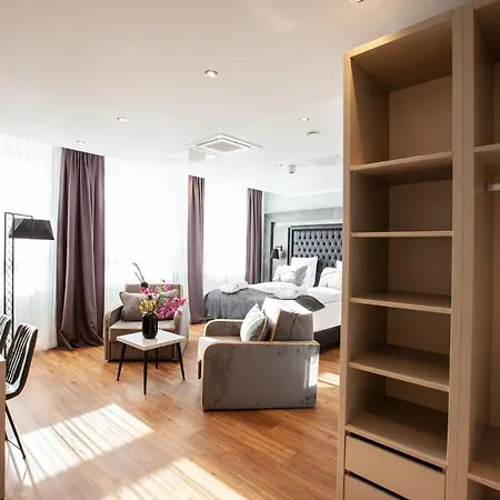 Hotel Elens 3*
